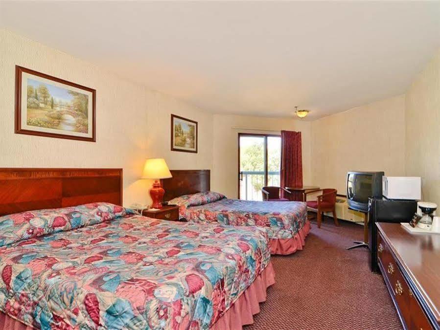 Americas Best Value Inn Novato Marin Sonoma Екстер'єр фото